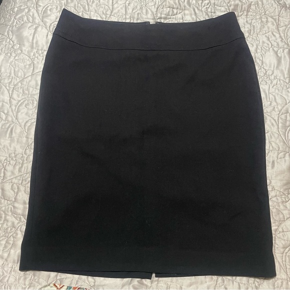Talbots Black Pencil Skirt Knee-Length Workwear - Picture 1 of 1